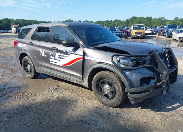 2021 FORD Explorer