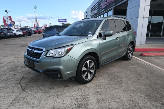 2017 SUBARU Forester