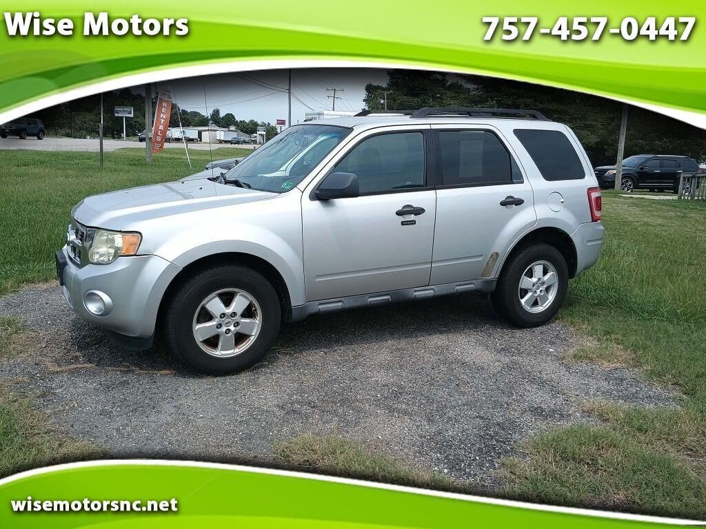 2011 FORD Escape