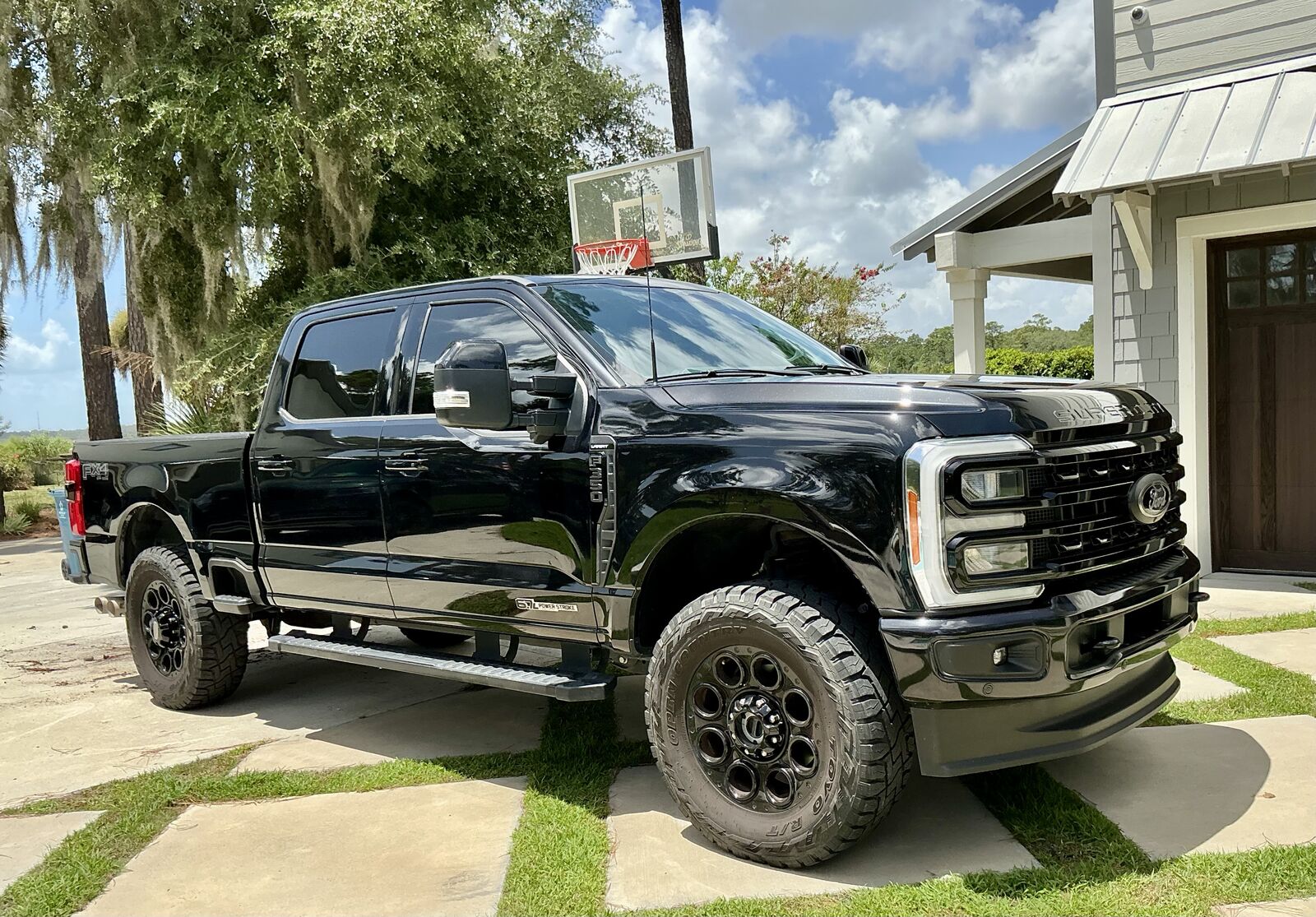 2023 FORD F-350