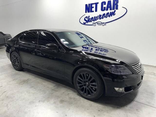 2011 LEXUS LS