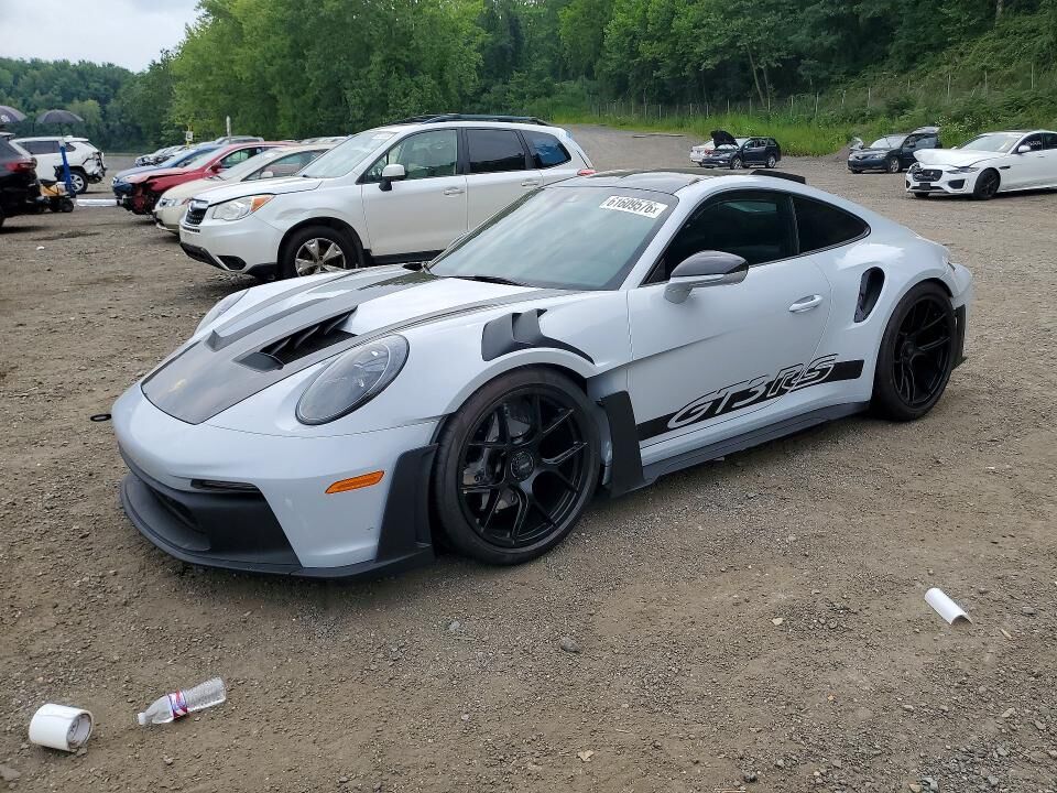 2025 PORSCHE 911