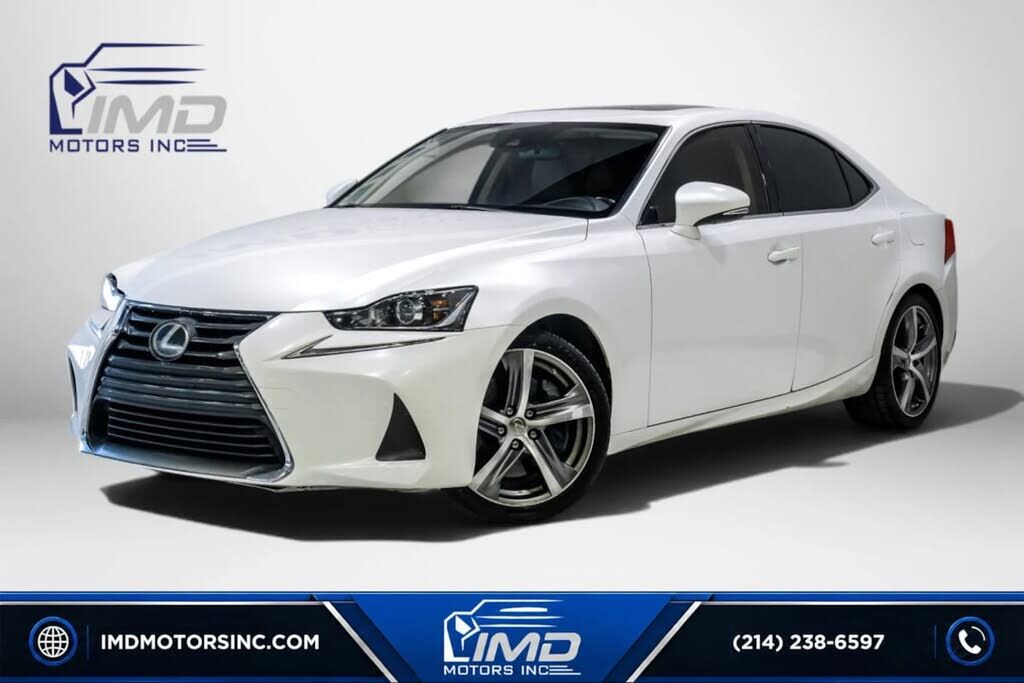 2017 LEXUS IS
