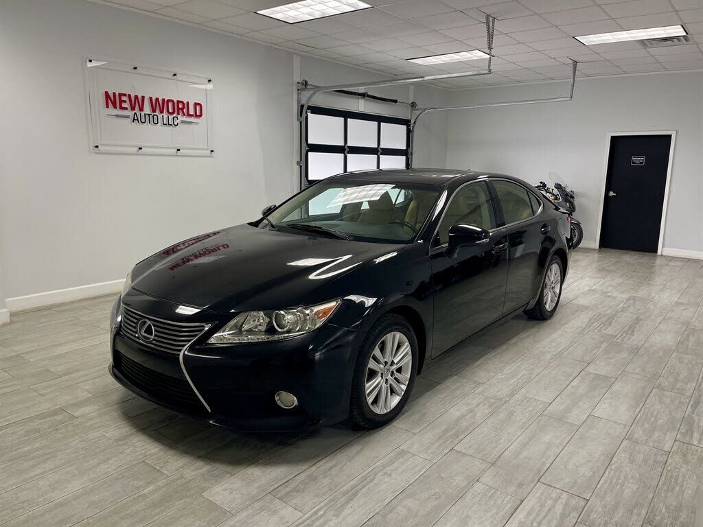 2014 LEXUS ES