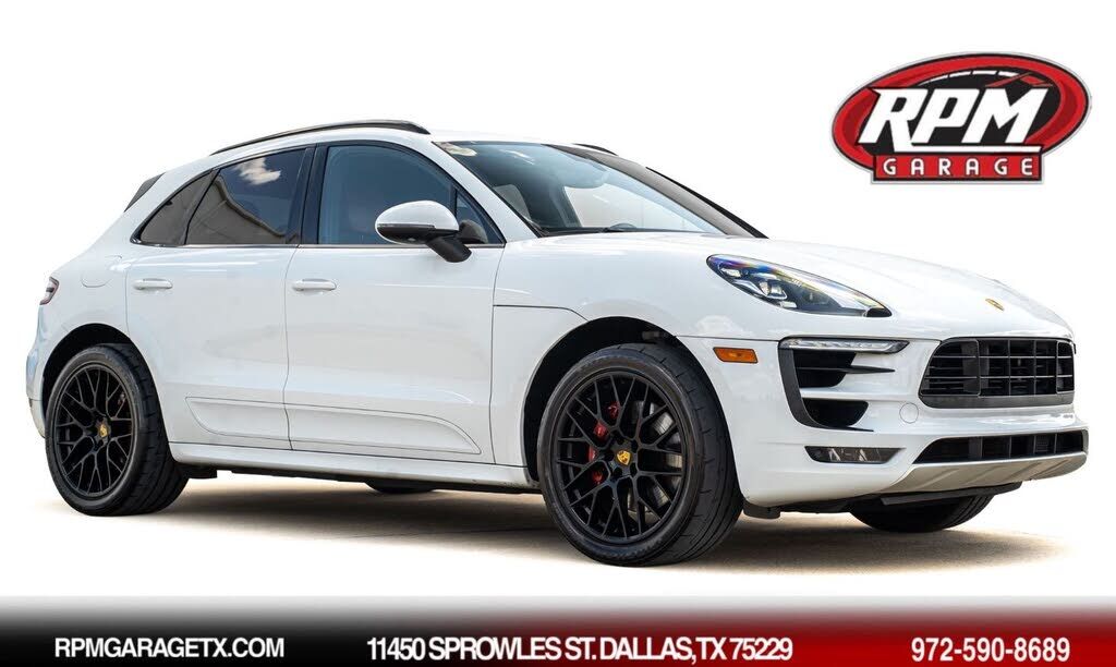 2018 PORSCHE Macan