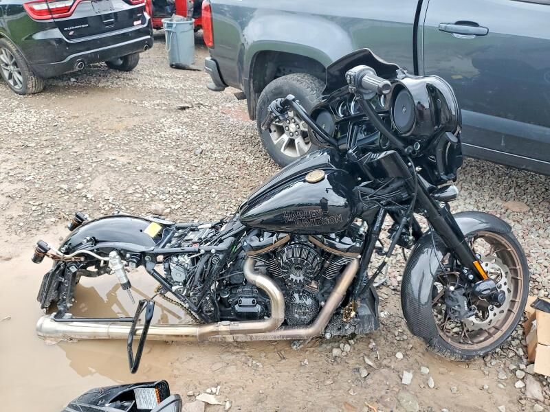 2022 HARLEY DAVIDSON FLHXST / Street Glide ST