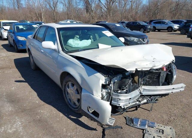2004 CADILLAC Deville