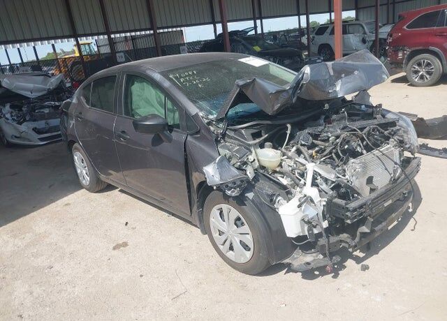 2024 NISSAN Versa