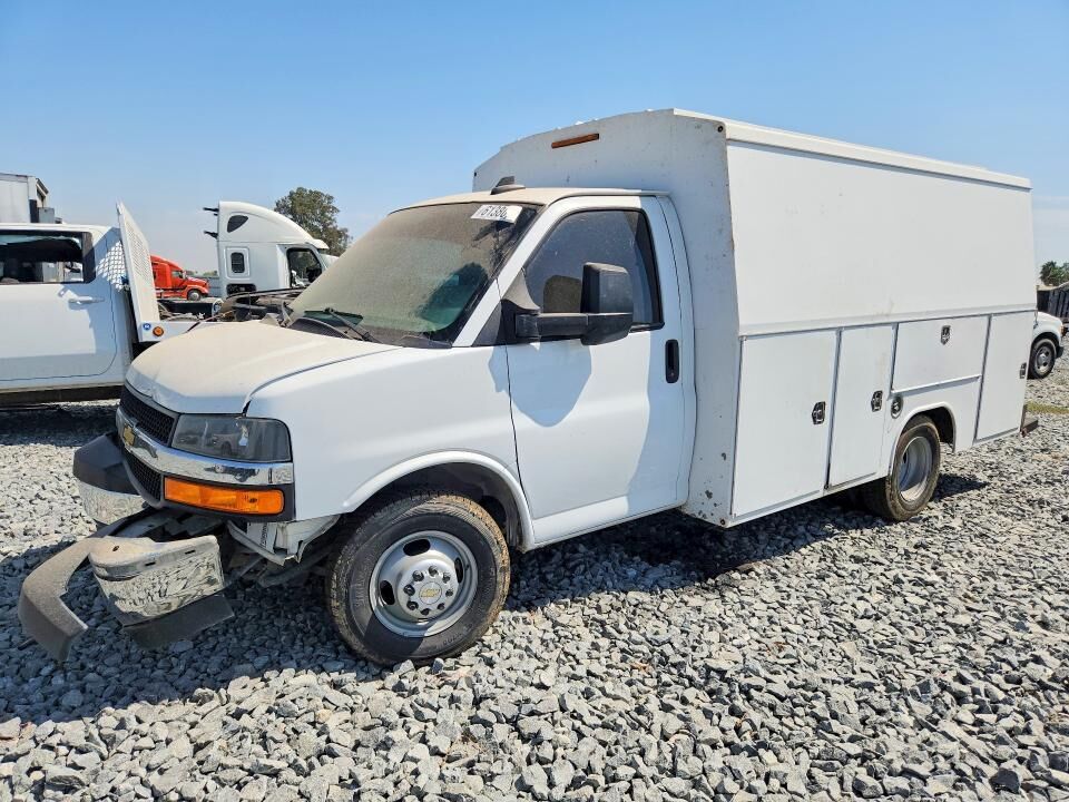 2021 CHEVROLET Express