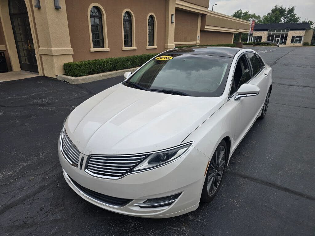2016 LINCOLN MKZ