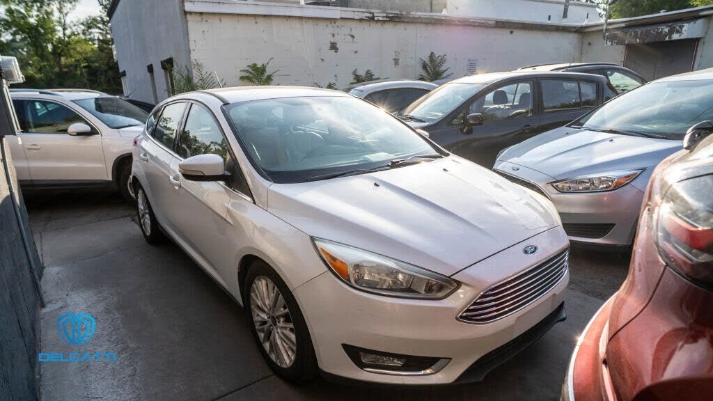 2016 FORD Focus