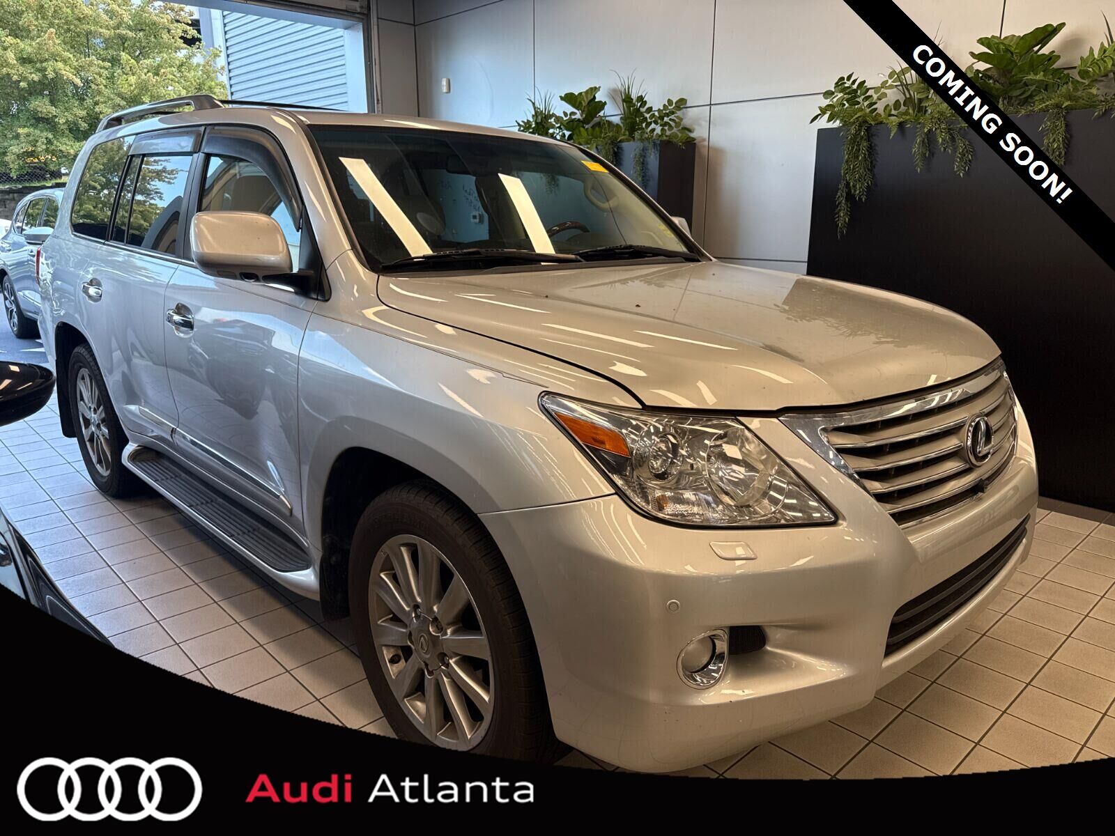 2011 LEXUS LX