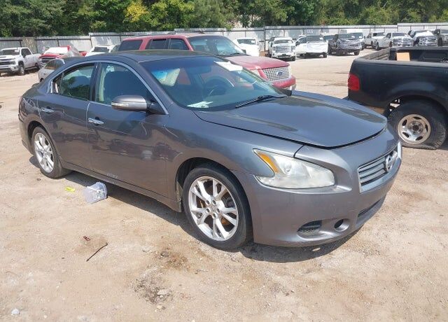 2014 NISSAN Maxima