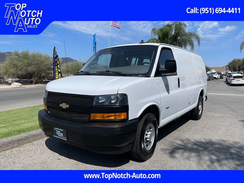 2022 CHEVROLET Express