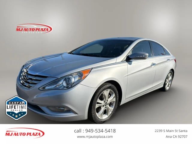 2013 HYUNDAI Sonata