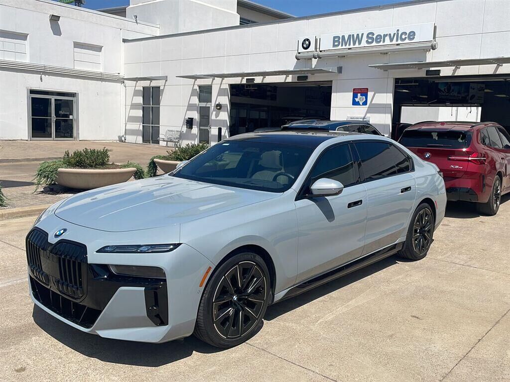 2023 BMW i7