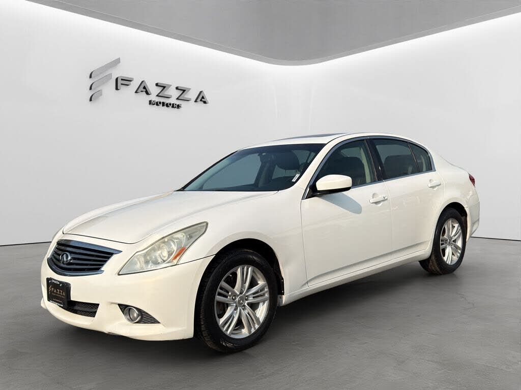 2011 INFINITI G25