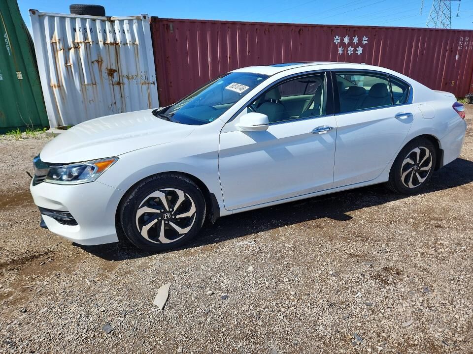2017 HONDA Accord