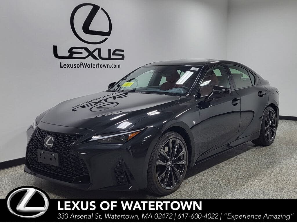 2025 LEXUS IS