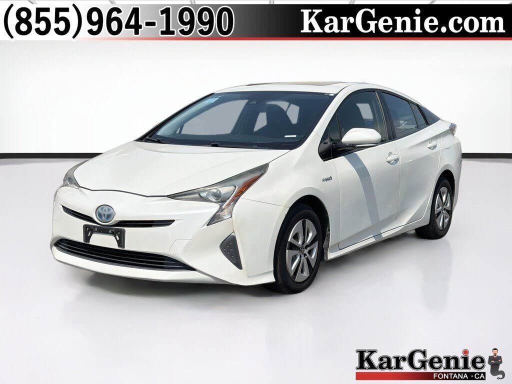 2016 TOYOTA PRIUS