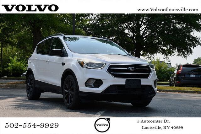 2017 FORD Escape