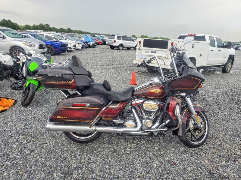 2023 HARLEY DAVIDSON CVO Road Glide