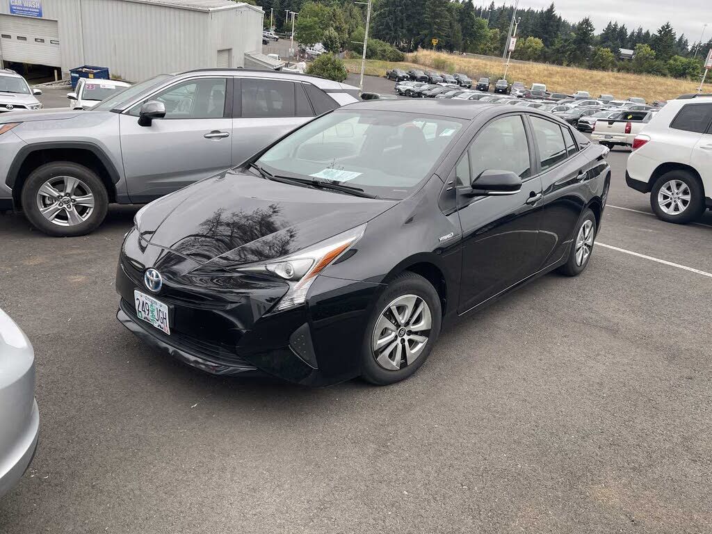 2016 TOYOTA PRIUS