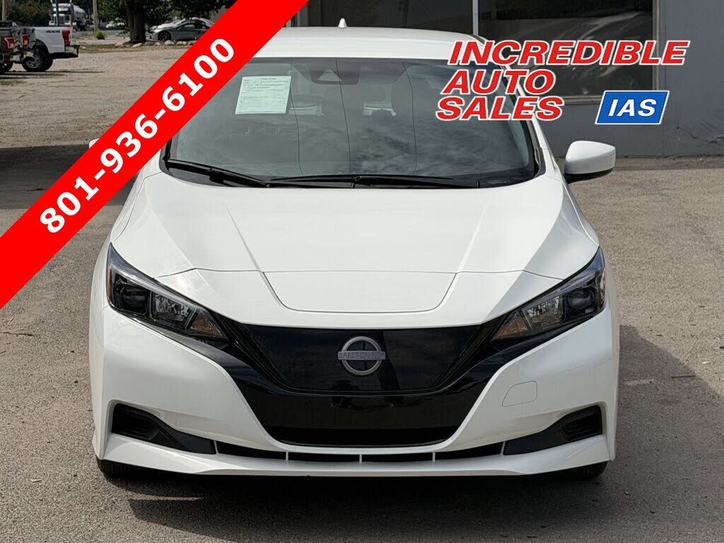 2024 NISSAN Leaf