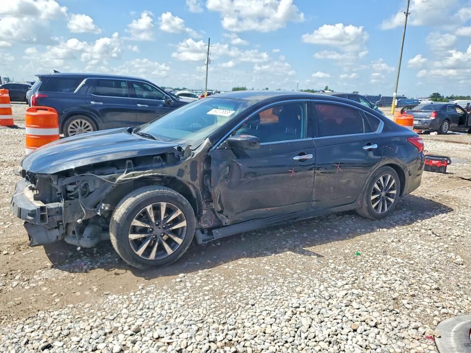 2017 NISSAN Altima