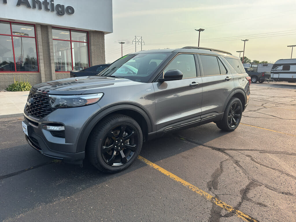 2024 FORD Explorer