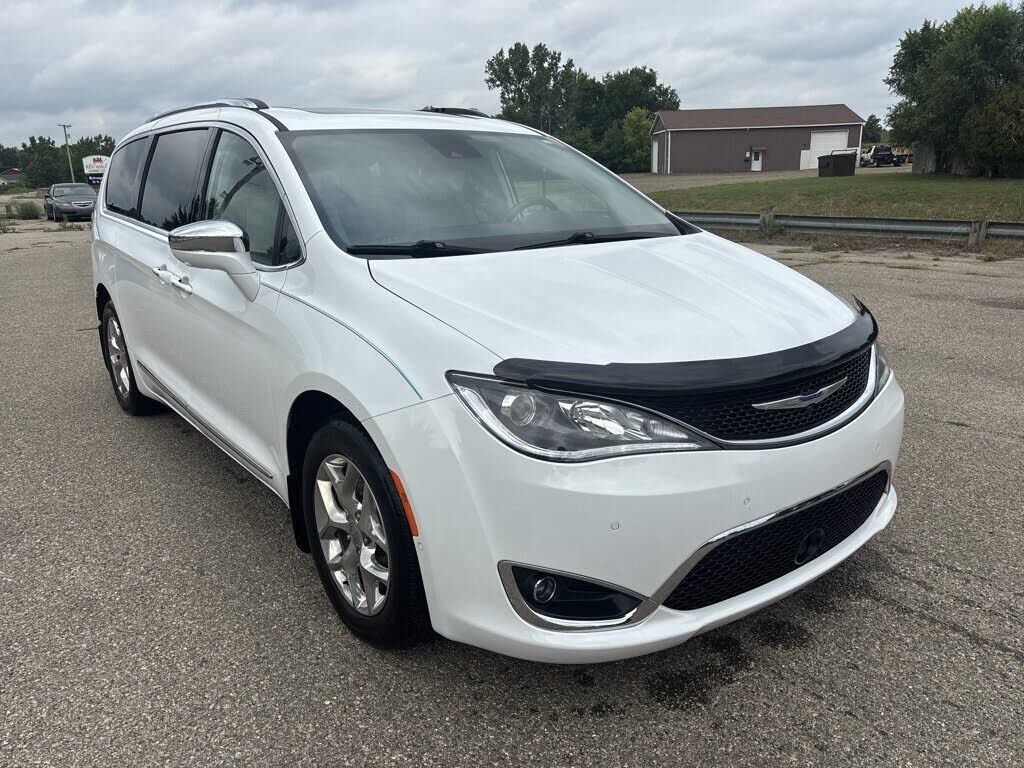 2019 CHRYSLER Pacifica