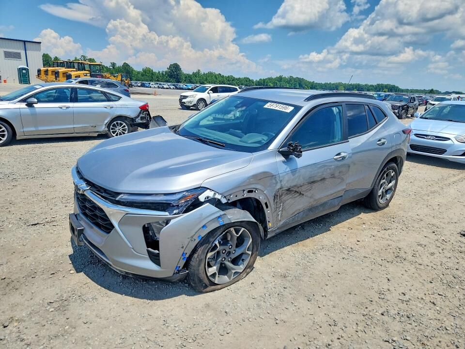 2024 CHEVROLET Trax