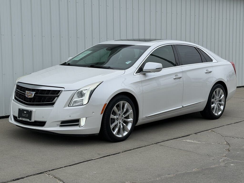 2016 CADILLAC XTS