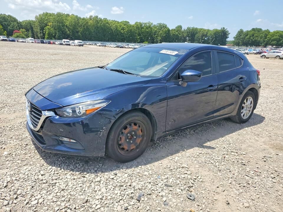 2017 MAZDA Mazda3