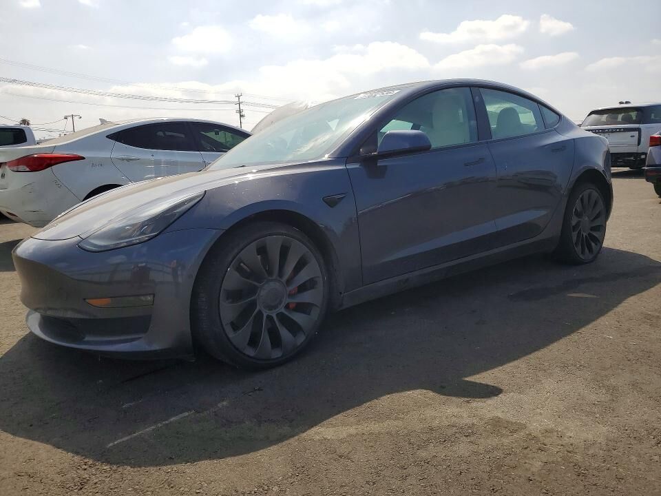 2022 TESLA Model 3