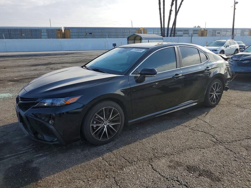 2023 TOYOTA Camry
