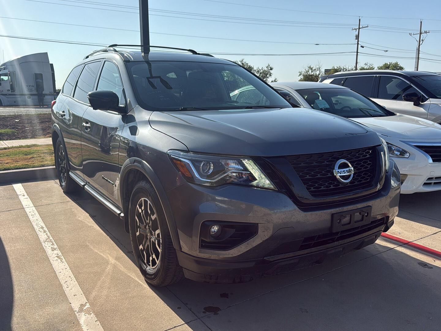 2020 NISSAN Pathfinder