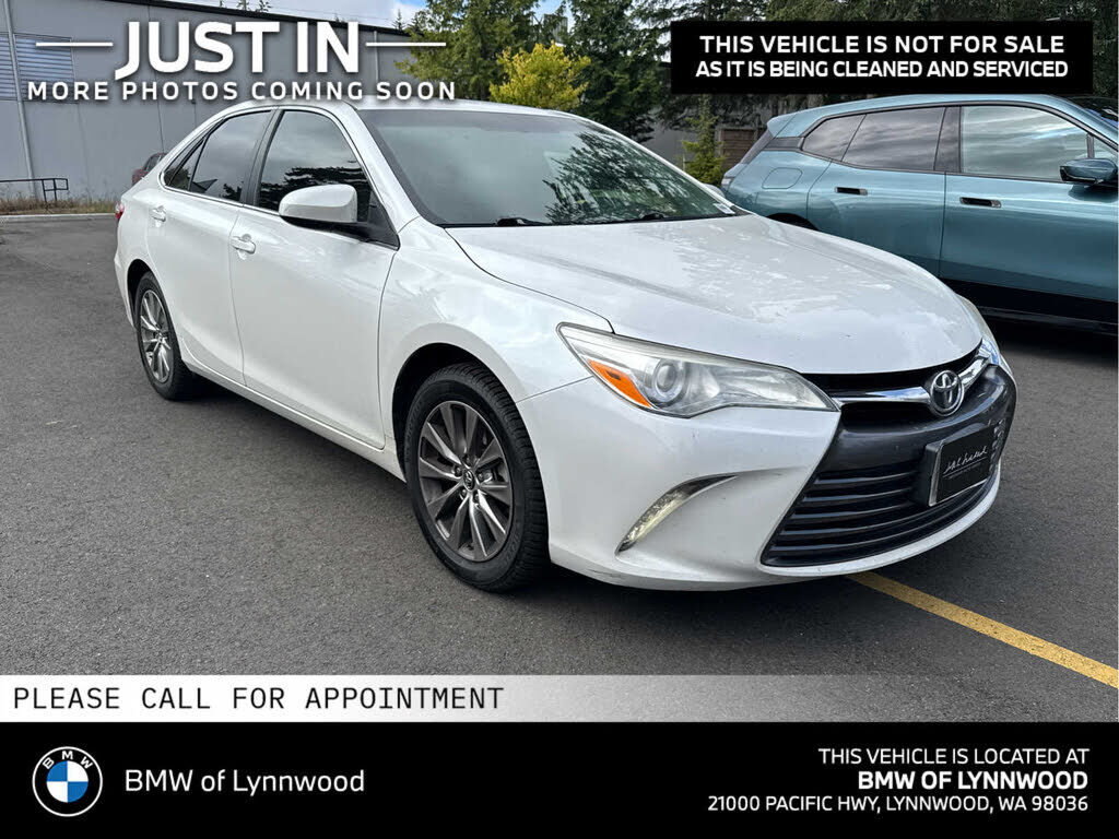 2017 TOYOTA Camry