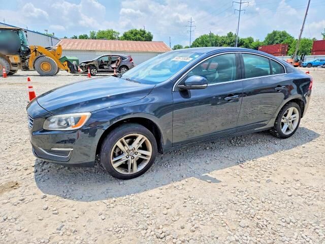 2015 VOLVO S60