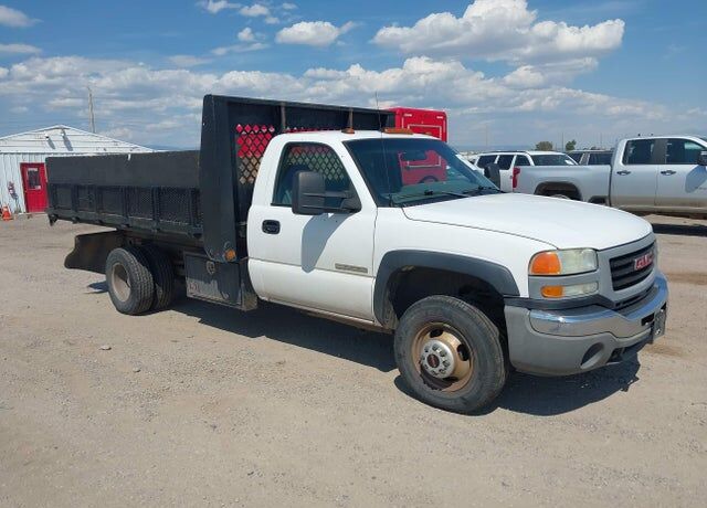 2005 GMC Sierra