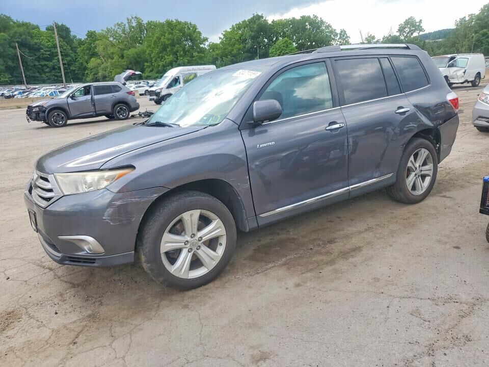 2011 TOYOTA Highlander