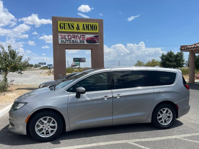 2017 CHRYSLER Pacifica