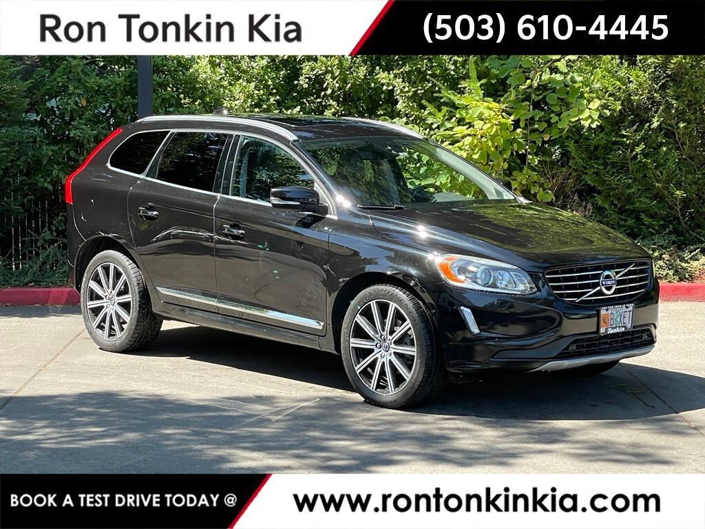 2017 VOLVO XC60