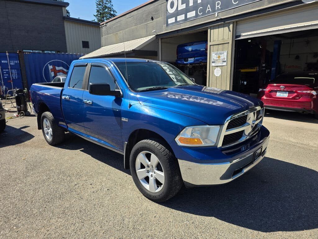 2011 DODGE Ram
