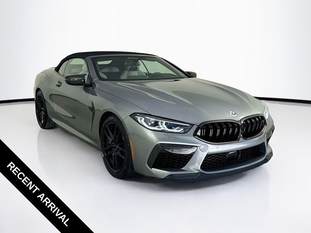 2023 BMW M8