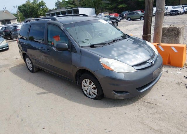 2008 TOYOTA Sienna