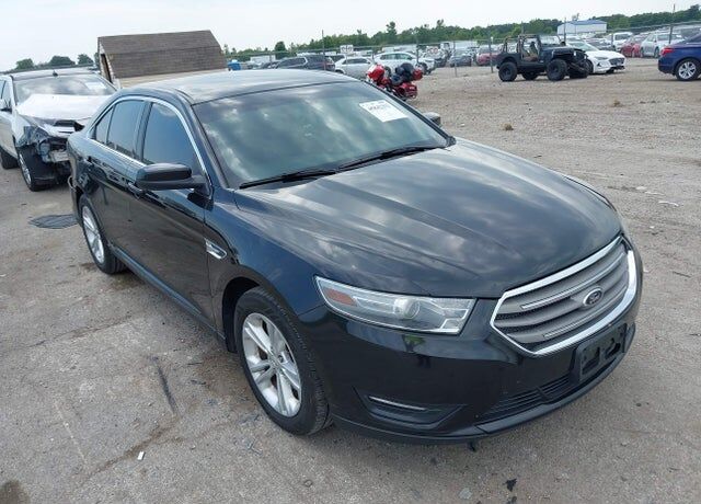 2013 FORD Taurus