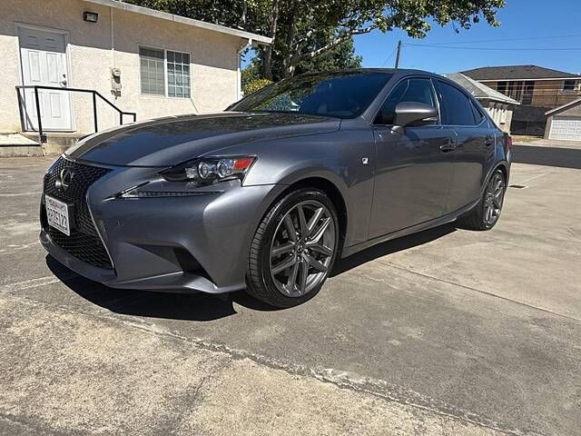 2016 LEXUS IS