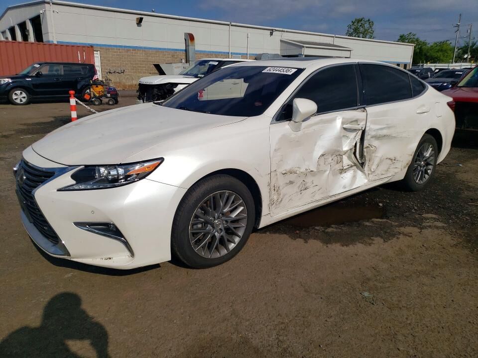 2018 LEXUS ES