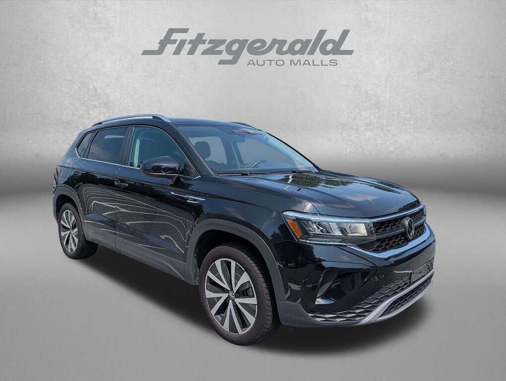 2024 VOLKSWAGEN Taos